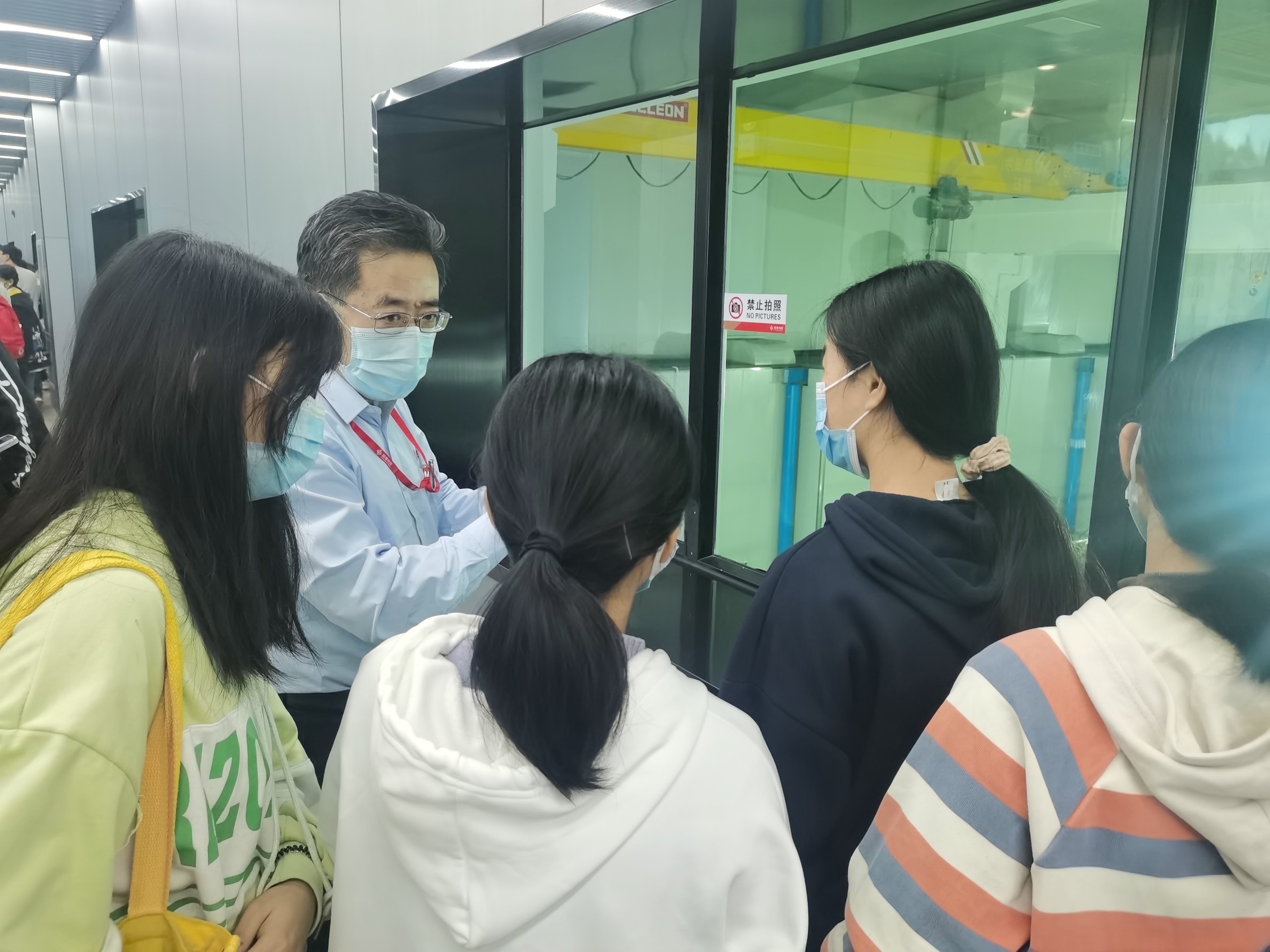 校企合作 | 嘉应大学师生参观学习MK体育
科技雁洋厂区